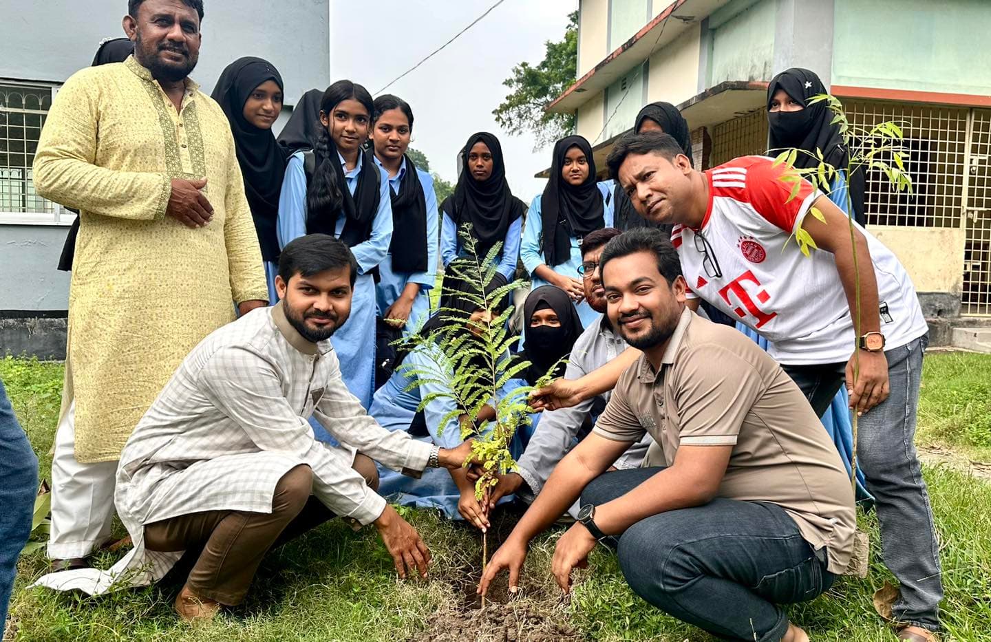 পরিবেশ সংরক্ষণ ও সবুজায়ন